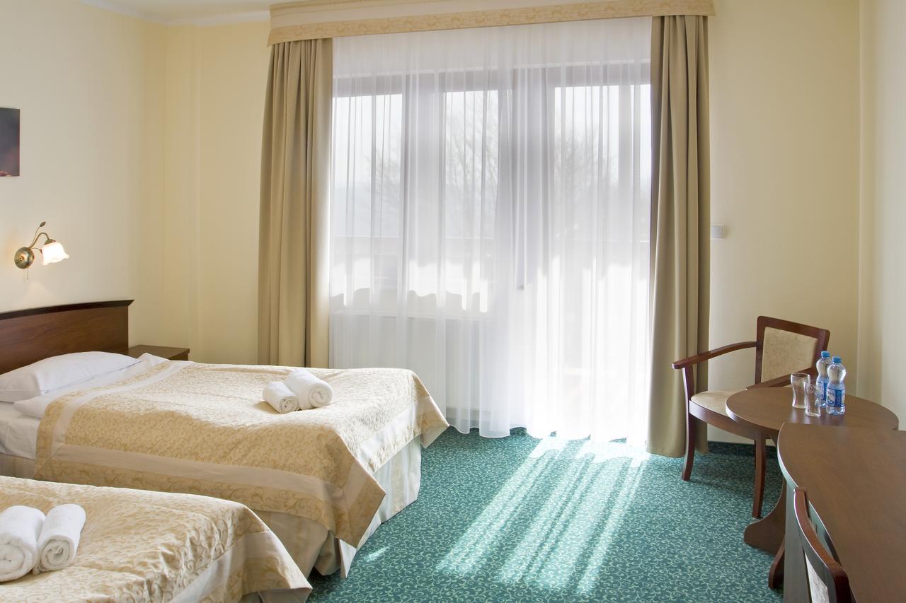 Hotel Zieleniec Extérieur photo